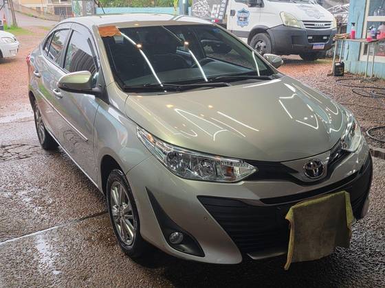 TOYOTA YARIS 1.5 16V FLEX SEDAN XL PLUS TECH MULTIDRIVE